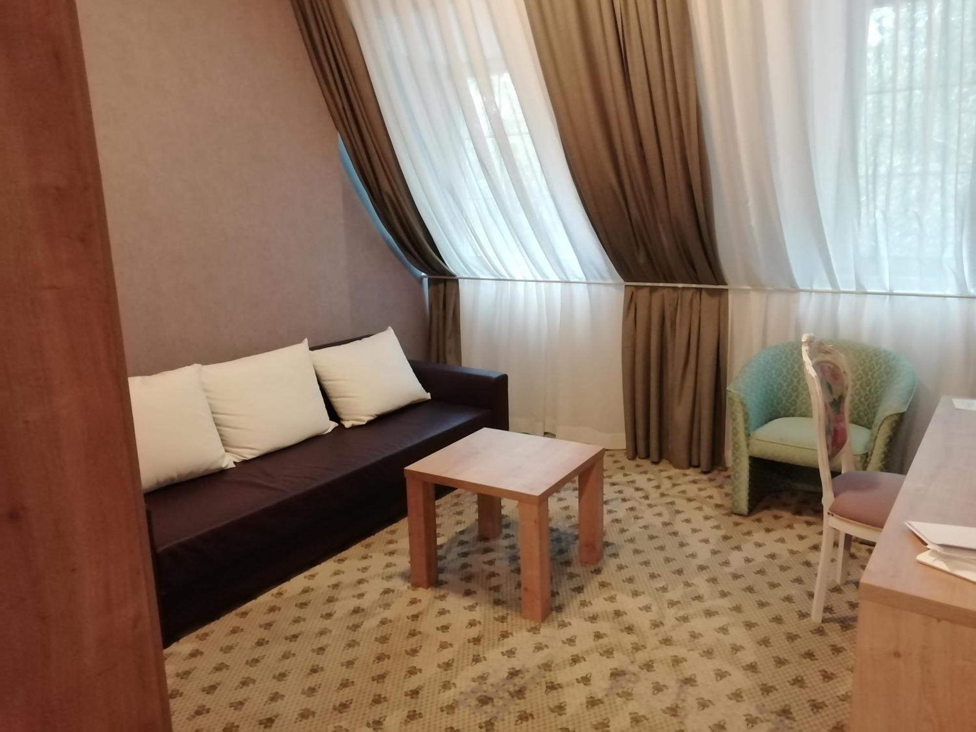 Batthyany Kuria Hotel Zalacsany Exterior photo