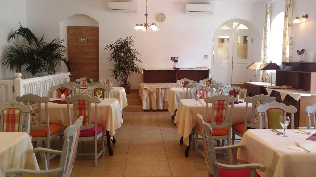 Batthyany Kuria Hotel Zalacsany Exterior photo